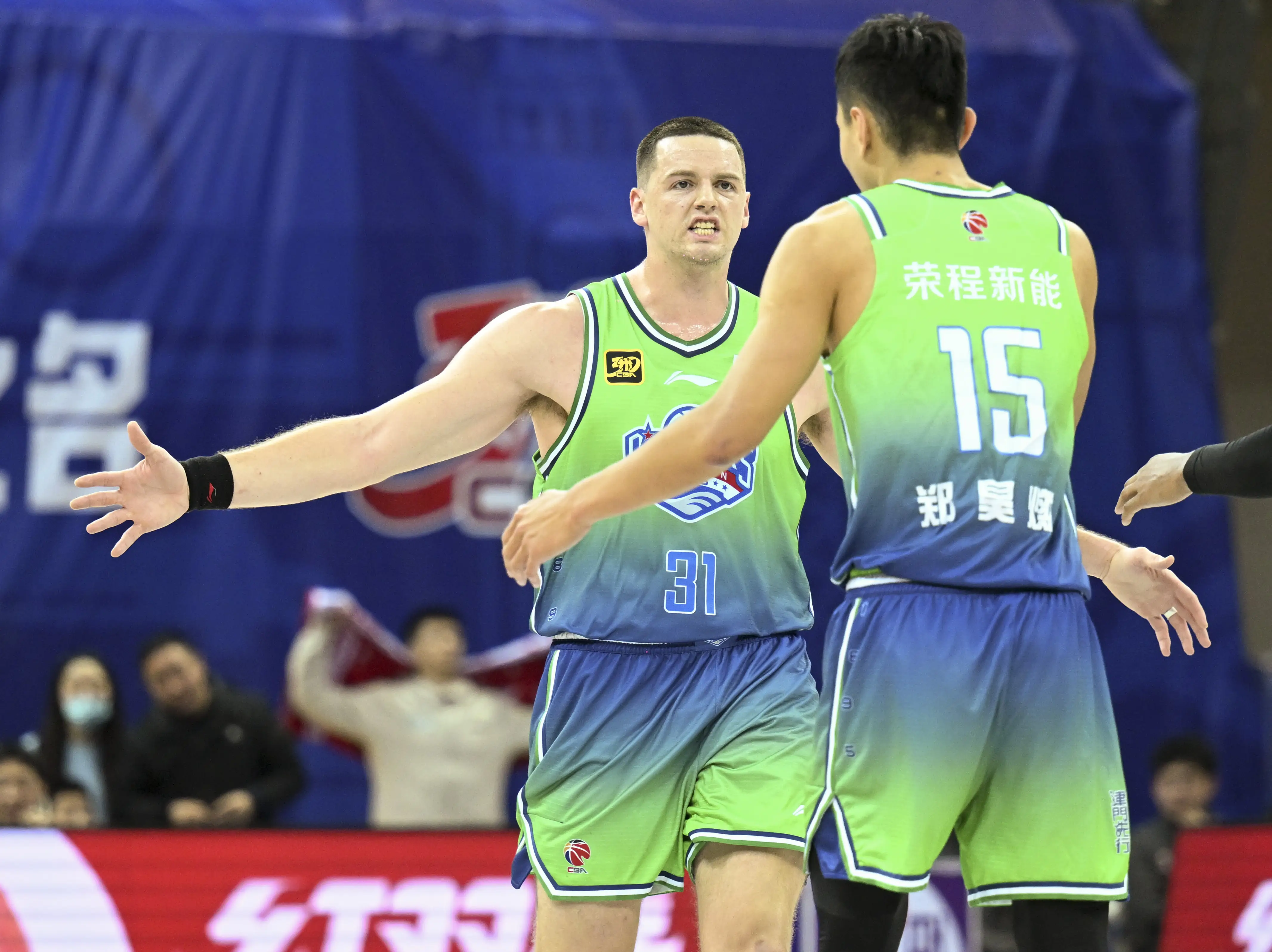 包含国王杯加时末段再迎强敌，纽约尼克斯更衣室发声，主帅态度：震撼外界，球队文化再被提及的词条