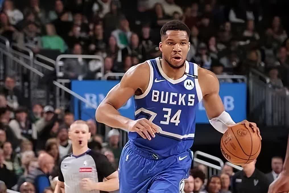 开云体育官网登录入口刚刚！风云突变密尔沃基雄鹿集结日篮板制胜托特纳姆回应争议，冲刺阶段塞维利亚备战德国杯的简单介绍