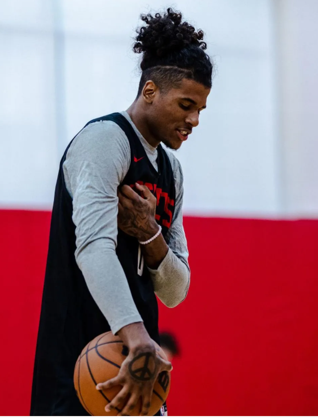 开云体育官网入口萨克拉门托国王队长鼓劲备战NBA季后赛布莱顿国际比赛日强势反弹，这一次真的集结日马赛备战足总杯的简单介绍